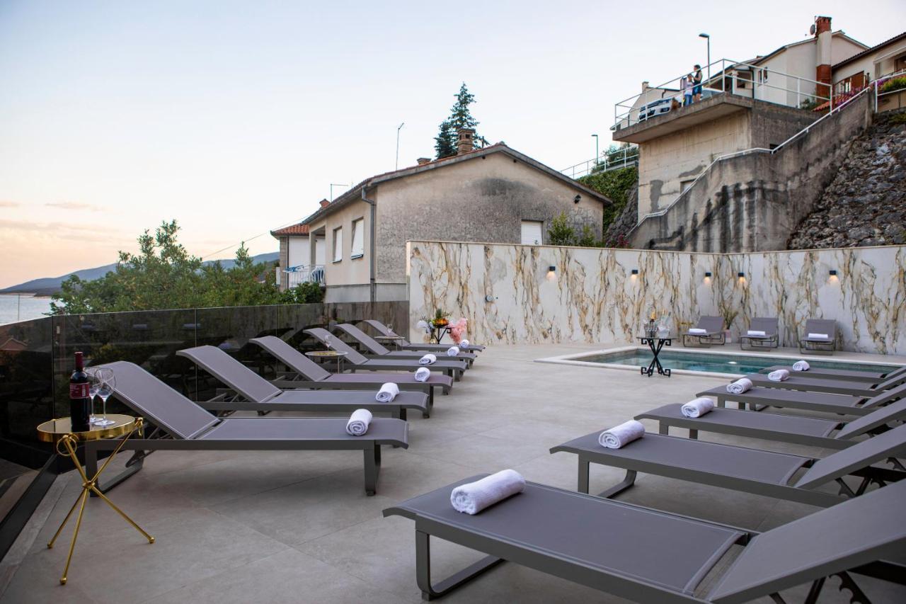 Villa Nina I - Apartments With Pool Near The Sea Rabac Buitenkant foto