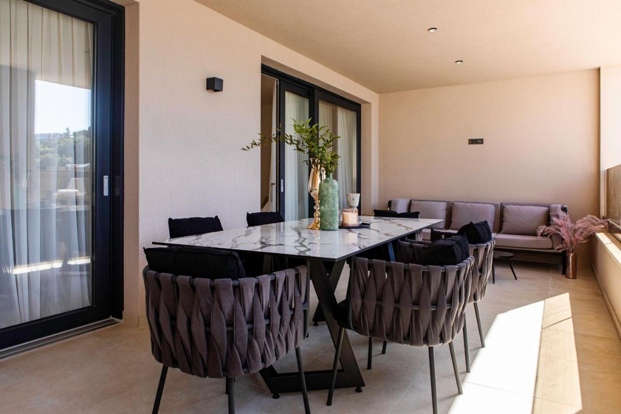 Villa Nina I - Apartments With Pool Near The Sea Rabac Buitenkant foto